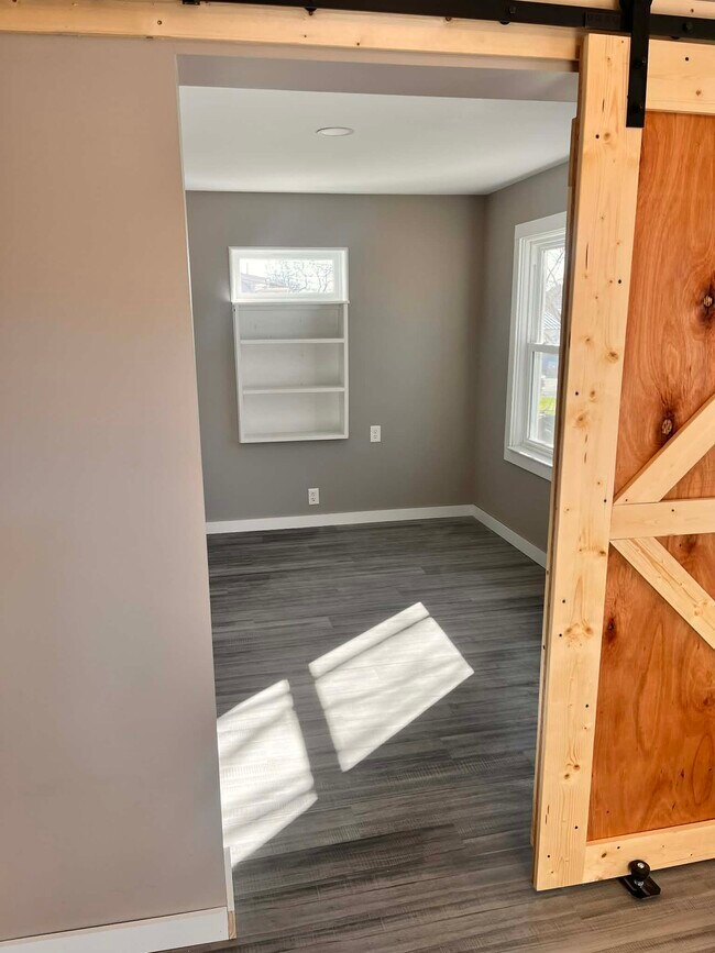 Foto del edificio - Maple Ave