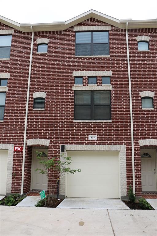 Foto del edificio - 2710 Hullsmith Dr