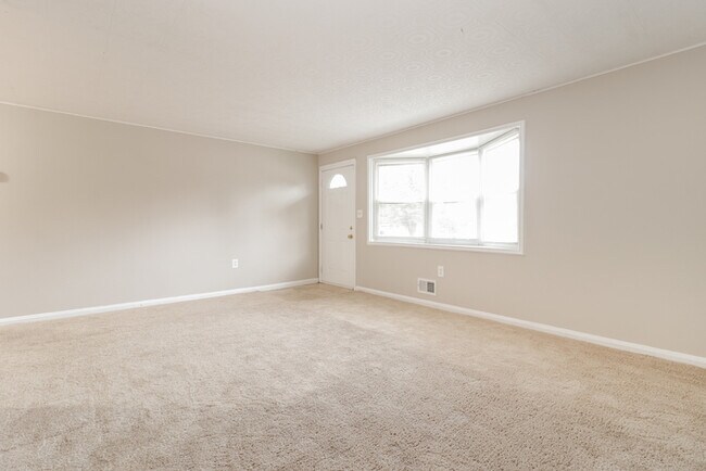 Building Photo - 4508 Arizona Ave
