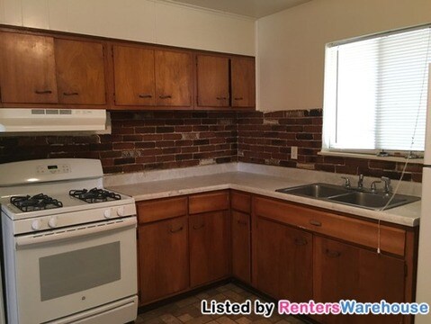 Building Photo - 10151 Mayfair Dr