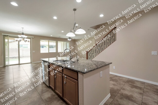 Building Photo - 267 E Kaibab Dr