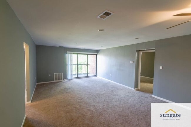 Foto del edificio - 6711 Park Heights Ave