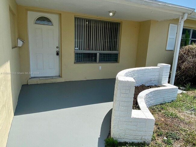 Building Photo - 3620 NW 35th Ave