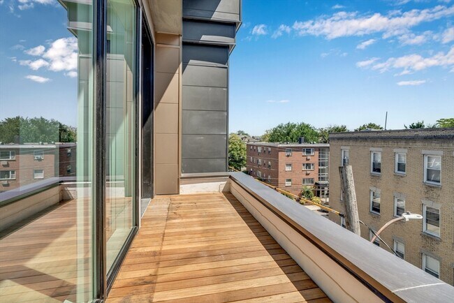 Foto del edificio - 55 Linden St