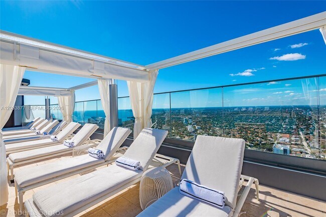 Foto del edificio - 1000 Brickell Plaza