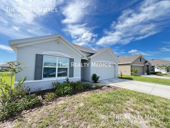 Foto del edificio - 4801 N Forest Ridge Blvd