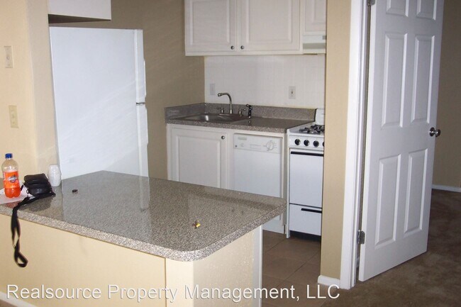 Building Photo - 101 Oyster Bay Cir