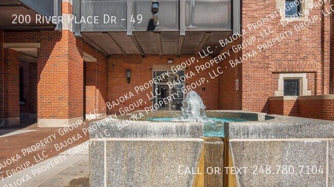 Building Photo - 200 River Pl Dr