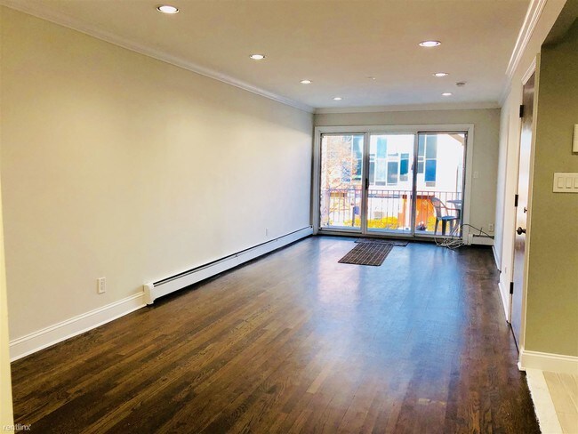 Building Photo - 372 94th St