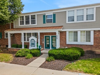 Building Photo - Woodmar Apartments