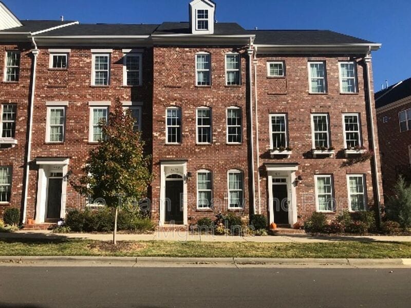 9118 Oban Passage Dr, Charlotte, NC 28273 House Rental in Charlotte