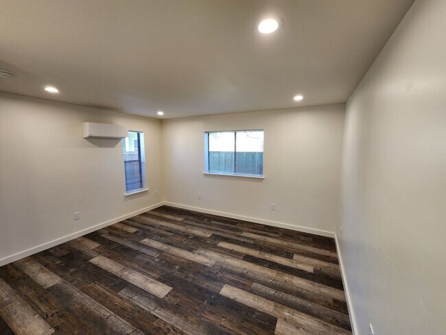 Foto del edificio - Brand New 1bd/1ba East Sacramento ADU!