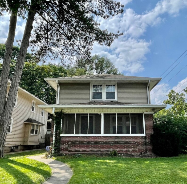 Primary Photo - 5550 N College Ave