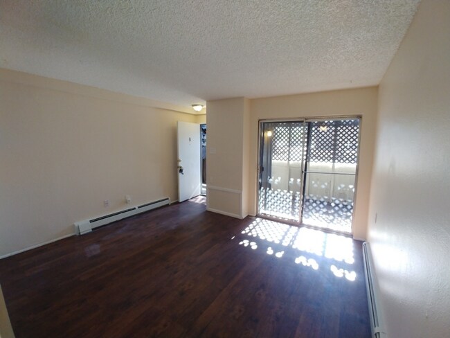 Foto del edificio - 3349 E Fountain Blvd