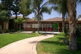 Primary Photo - 10435 Lindley Ave