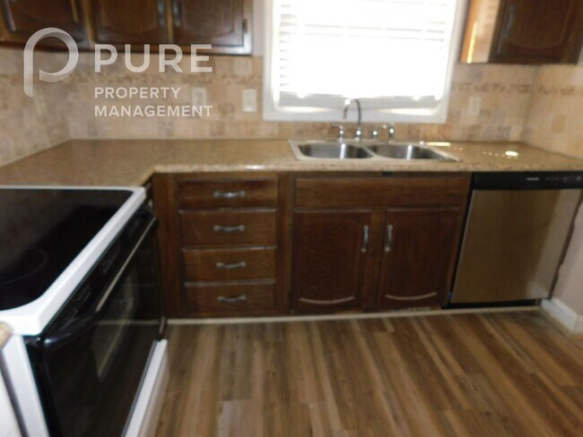 Foto del edificio - 755 Cahaba Manor Trail