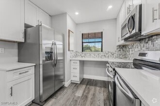 Building Photo - 5243 Treetops Dr