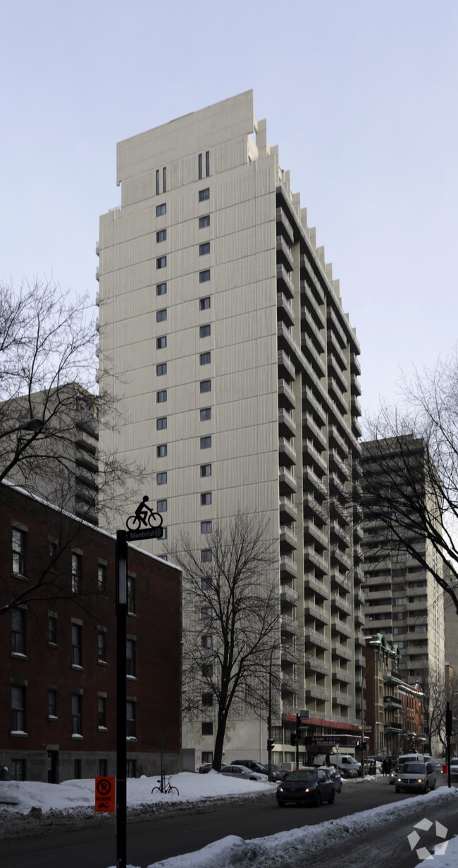 Building Photo - Le Montfort