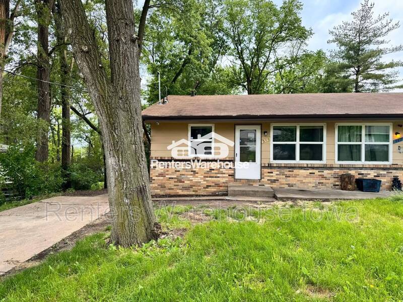 Primary Photo - 349 E Rose Ave