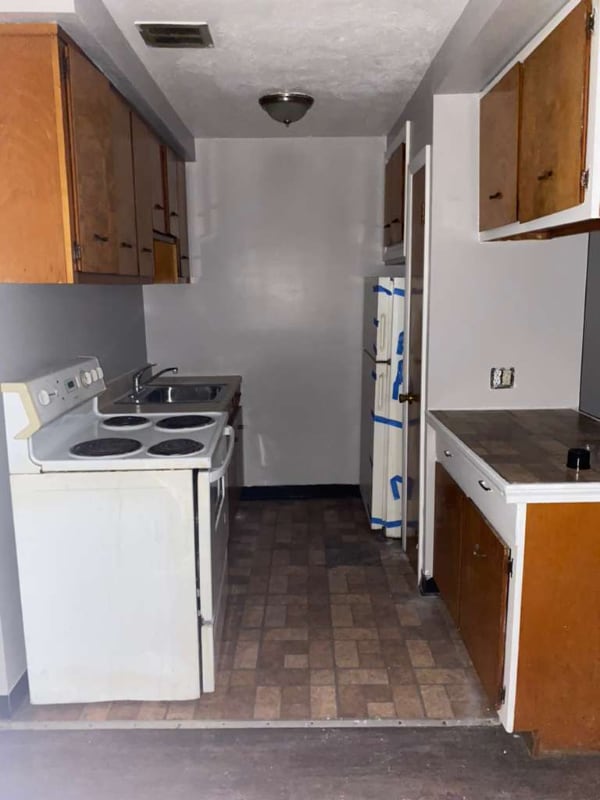 Foto del edificio - 1885 N Taylor Rd