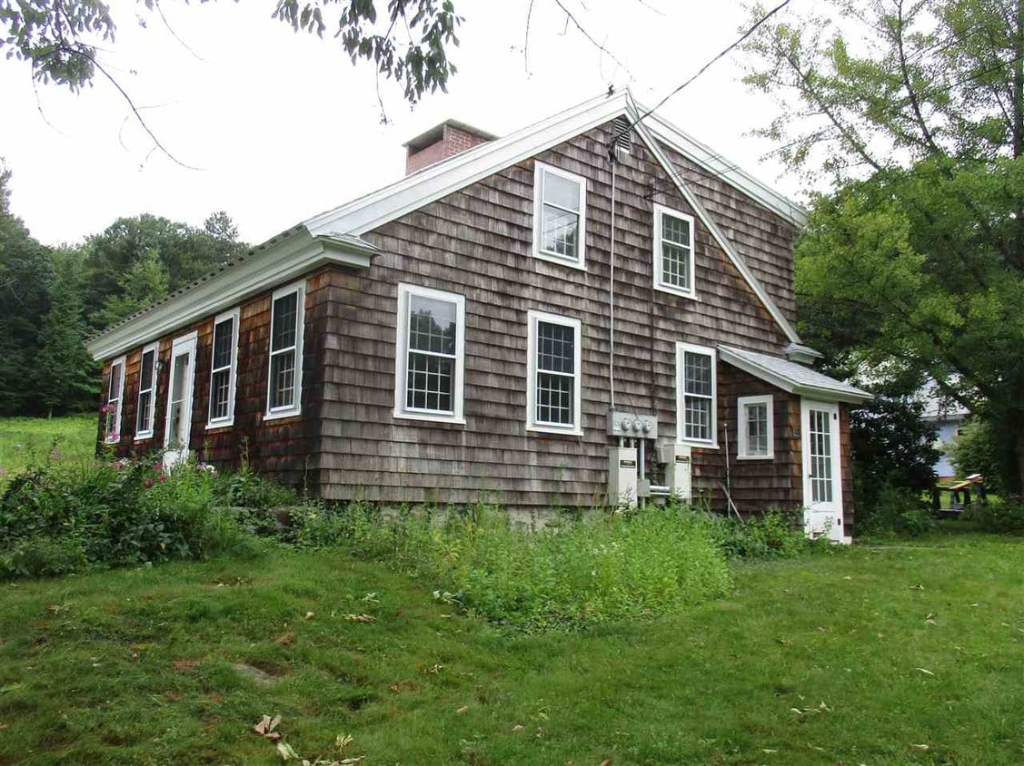 Primary Photo - 48 Perkins Ln