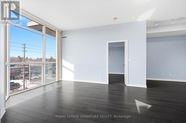 Building Photo - 5101 Dundas St W