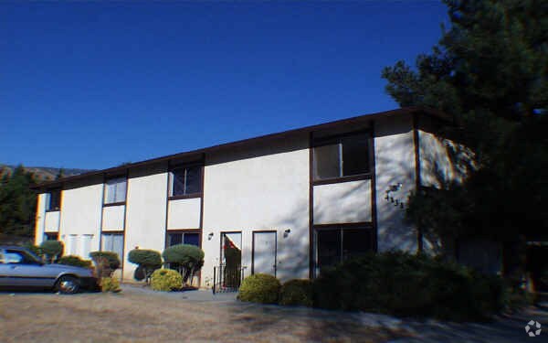 Foto del edificio - 4131 N E St