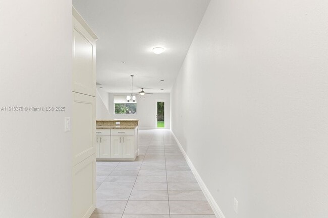 Foto del edificio - 1110 NE 1st Ave.