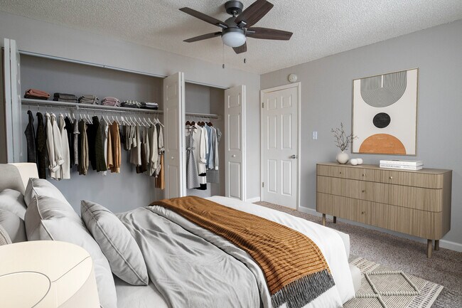 1 habitación, 1 baño - Dormitorio - Sage Creek Apartments