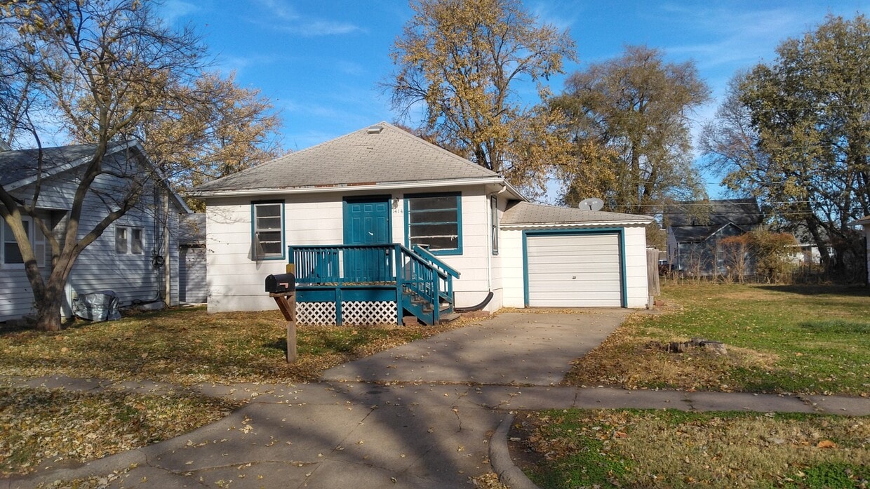 Foto principal - 1414 E 5th St