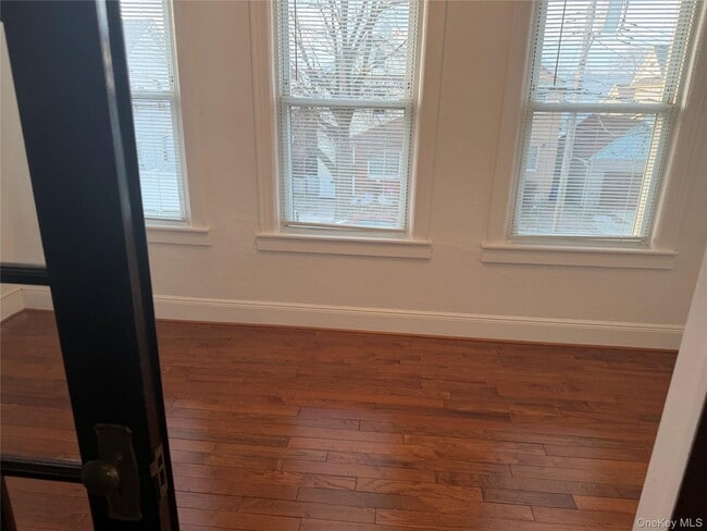 Building Photo - 95-12 108th Ave