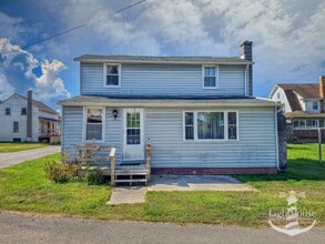 Building Photo - 224 Pickwick St