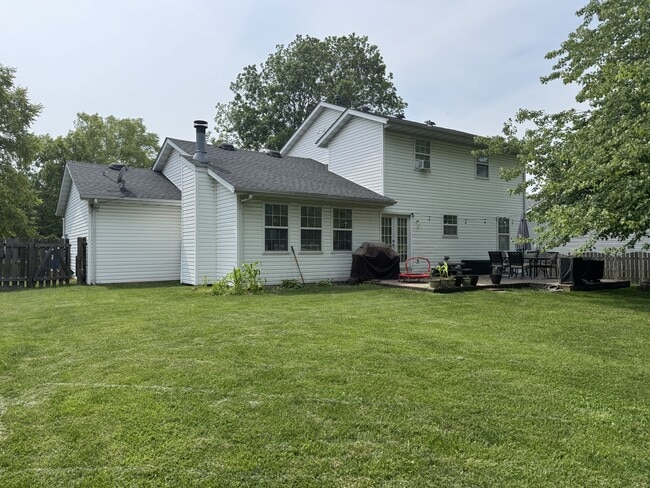 Building Photo - 2716 Stone Valley Dr