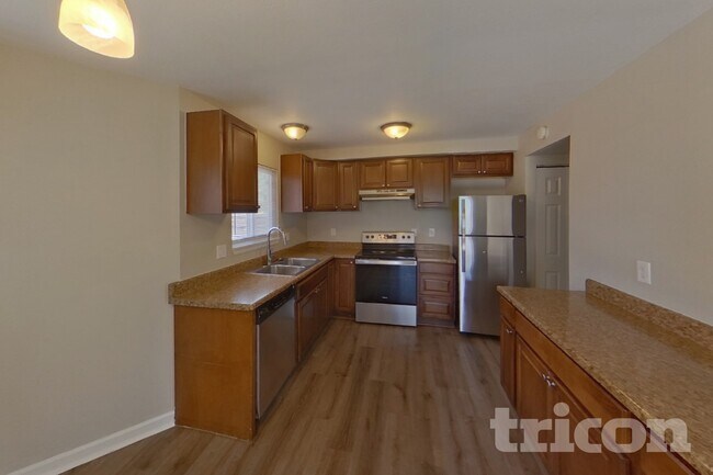 Foto del edificio - 4470 Hollyridge Dr