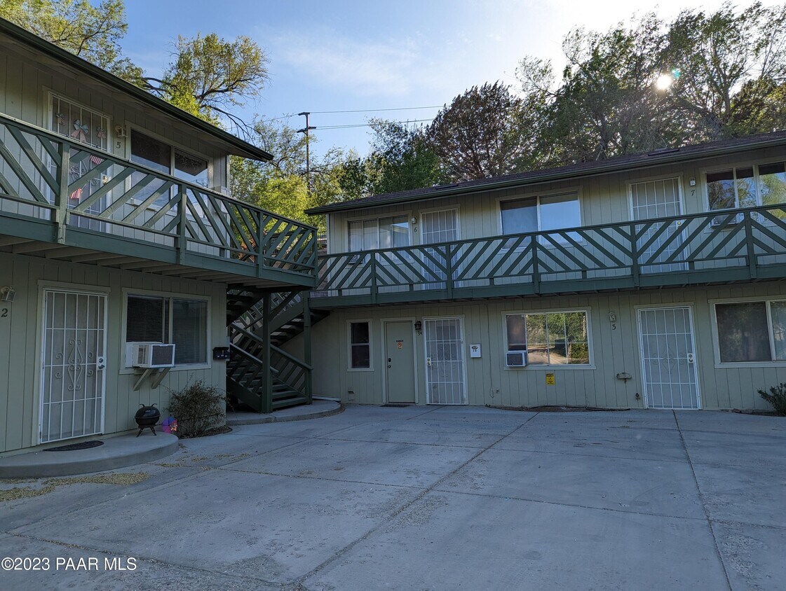 314 S Virginia St Unit 3b, Prescott, AZ 86303 Room for Rent in
