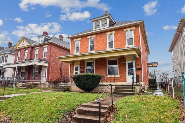 Foto del edificio - 189 W Park Ave