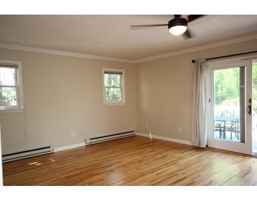 Building Photo - 247 Parkerville Rd