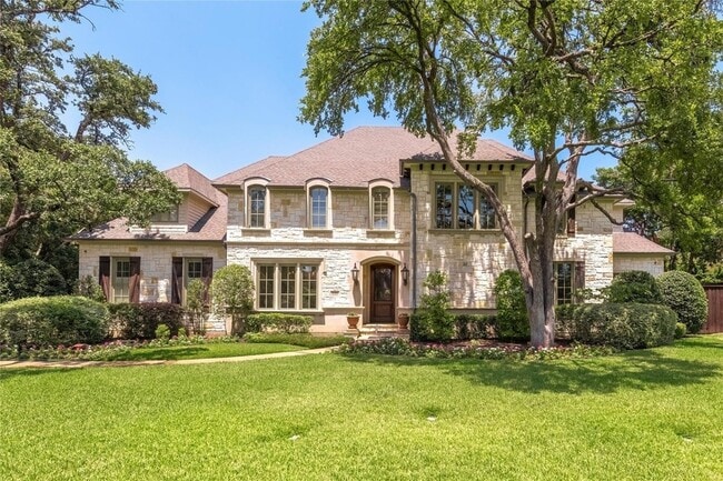 Photo - 4311 Brookview Dr House