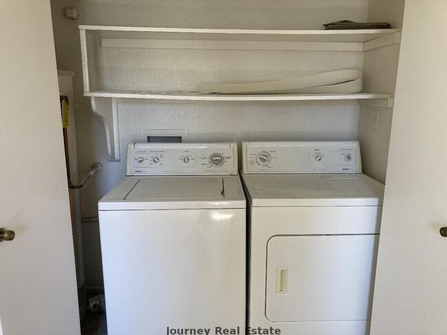 Foto del edificio - 3175 Shoshone Dr