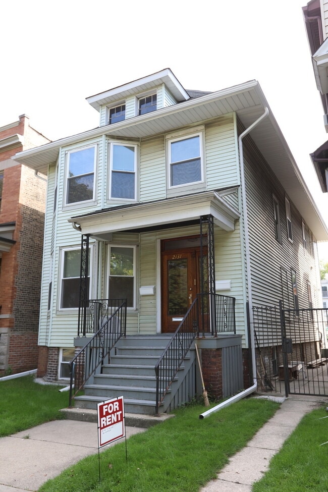 Building Photo - 2131 W Grace St Building Photo - 2131 W Grace St