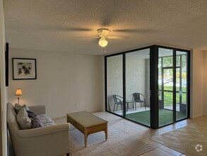 Building Photo - 950 Lavers Cir