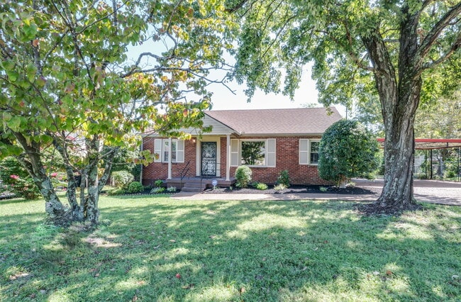 Building Photo - 3314 Mimosa Dr