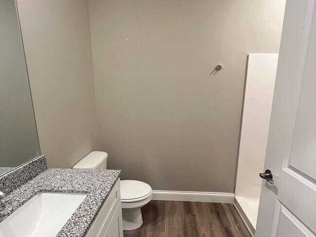 Foto del edificio - 5312 Baker Rd