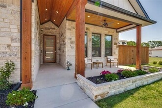 Building Photo - 113 Odell St