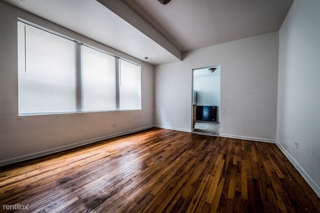 Foto del edificio - 2 br, 1 bath Apartment - 1257 S Kildare Ave