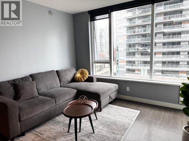 Photo du bâtiment - 68 Smithe St