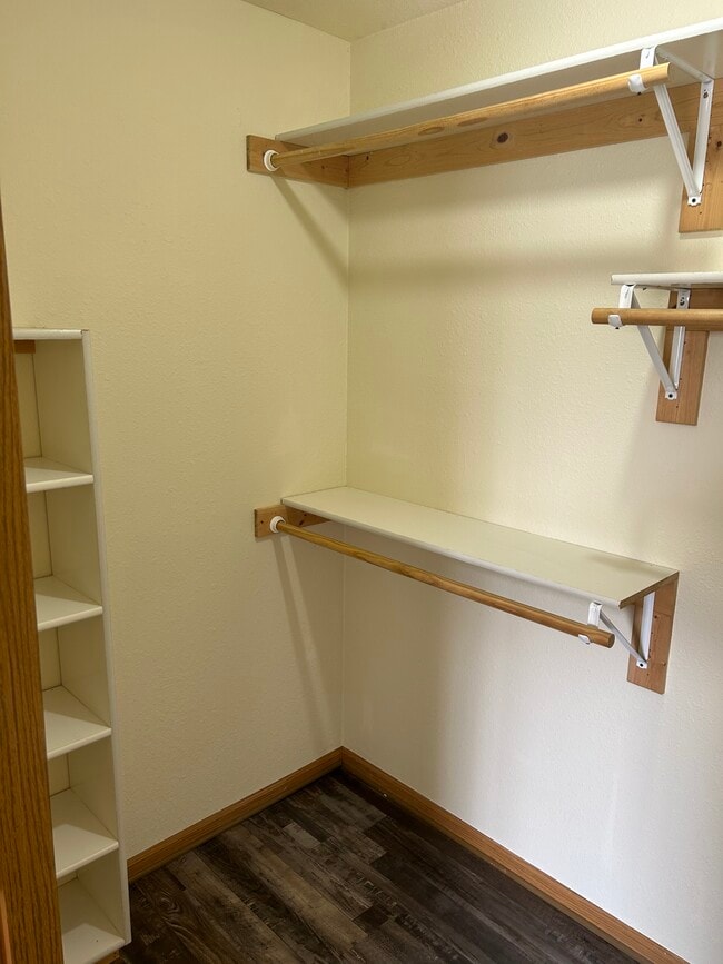 175 SE 1171 Unit 175B, Knob Noster, MO 65336 Apartments in Knob