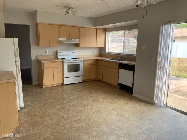 Building Photo - 4 br, 2 bath House - 6603 Reef Circle