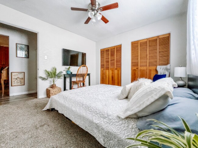 Foto del edificio - 4706 Crest Ave SE