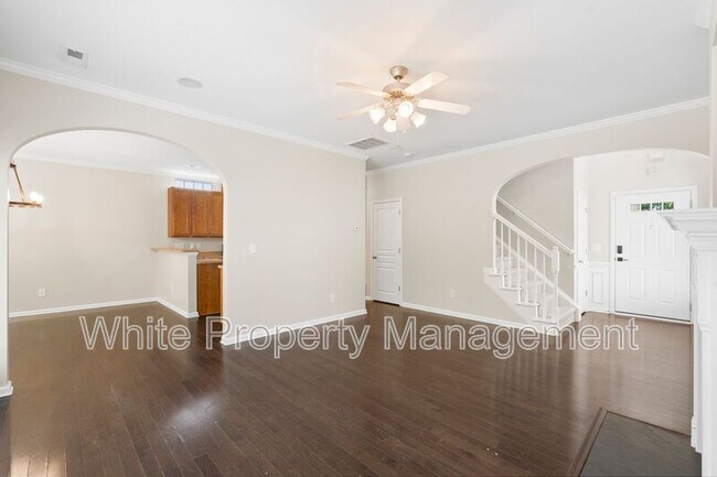 Building Photo - 1141 Hammond Dr